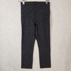 Lululemon Wunder Under Crop Leggings Womens 6 Black Camo VSCO Girl Sporty Chic